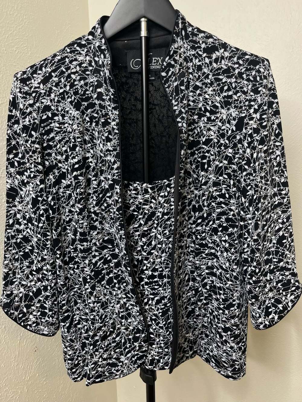 Alex Evenings Black White Metallic 2 Piece Party Twinset Tank Jacket Dressy Form
